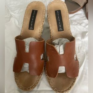 Steven by Steve Madden Eryck wedge